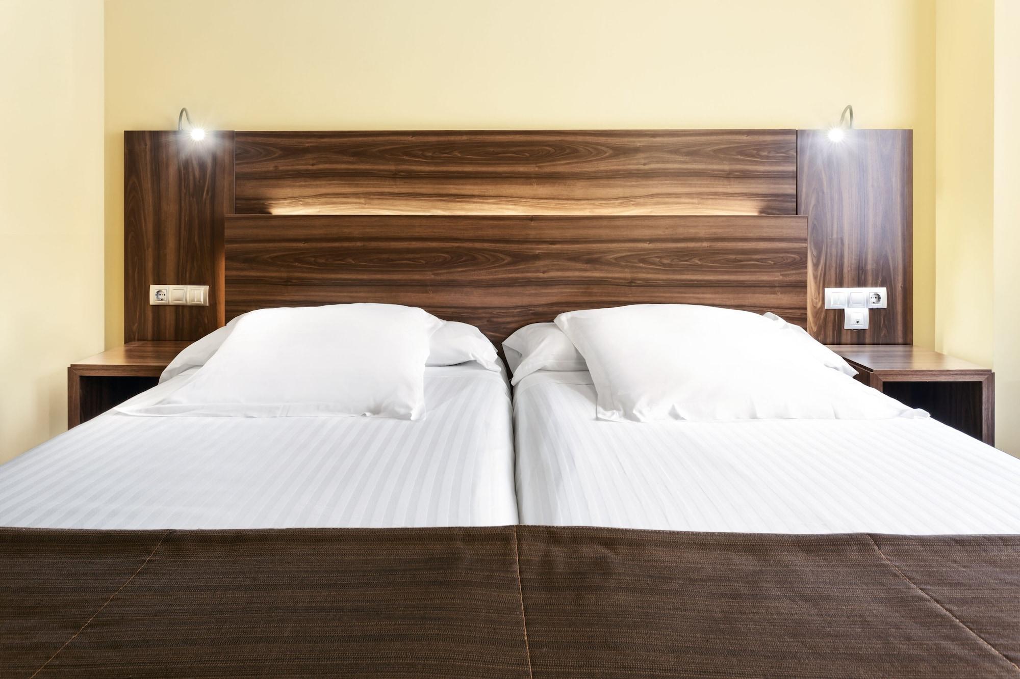 Hotel Exe Dona Carlota Ciudad Real Zewnętrze zdjęcie
