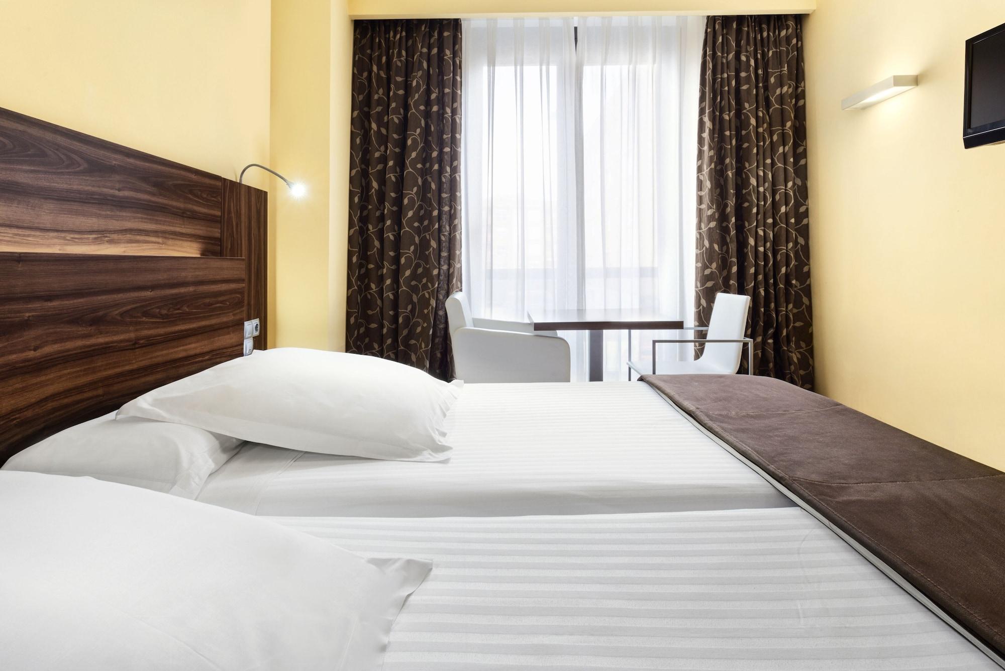 Hotel Exe Dona Carlota Ciudad Real Zewnętrze zdjęcie