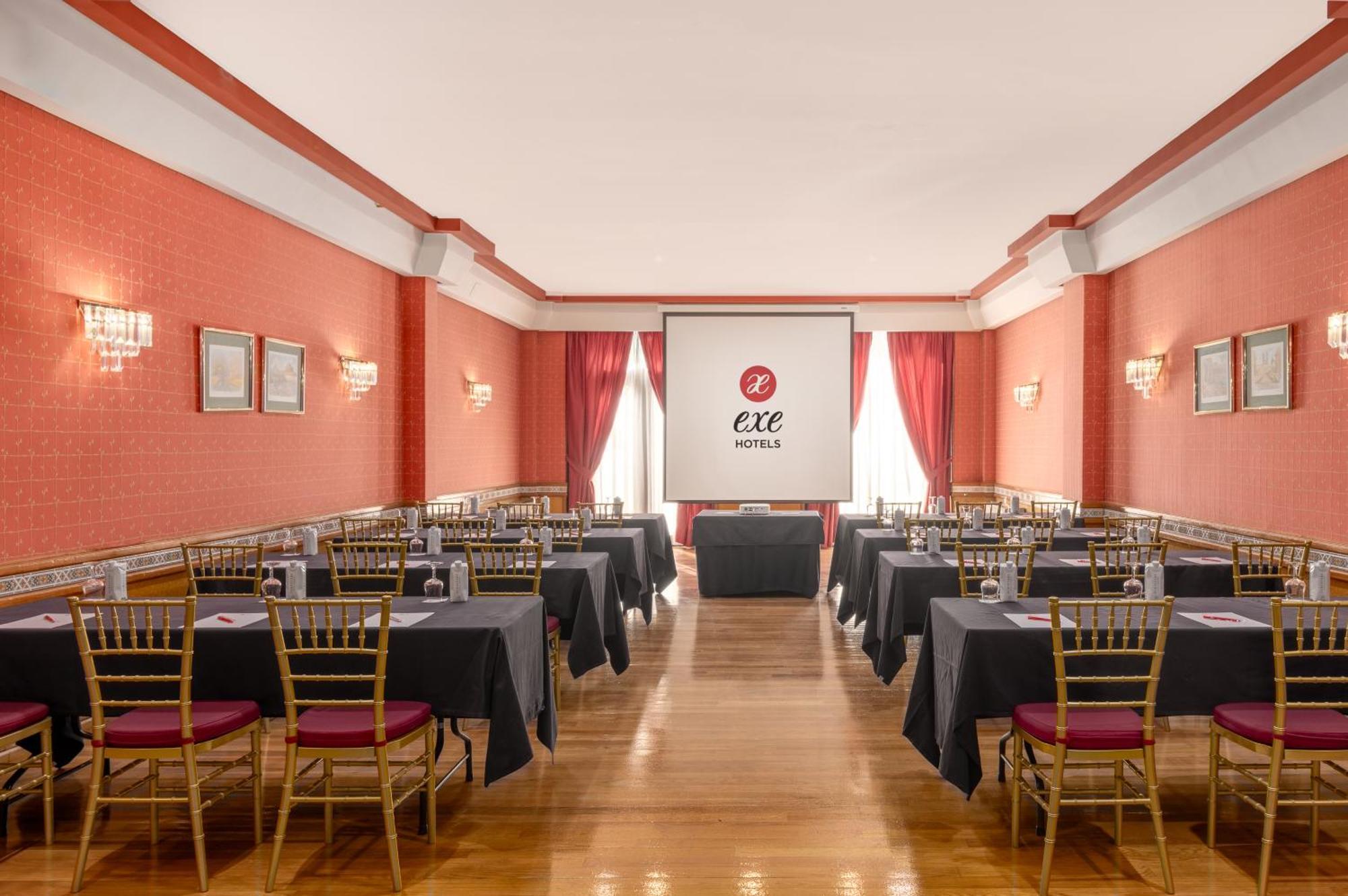 Hotel Exe Dona Carlota Ciudad Real Zewnętrze zdjęcie